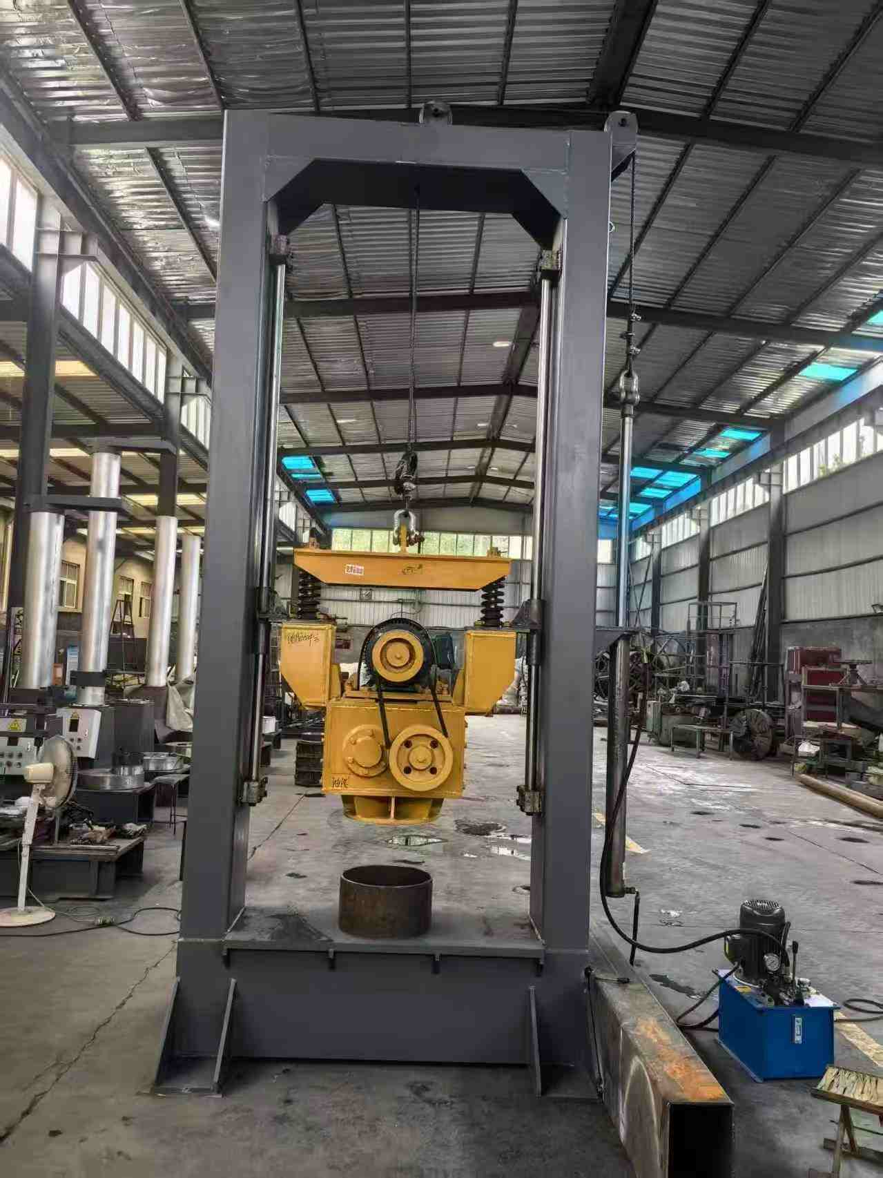 振動錘成型機